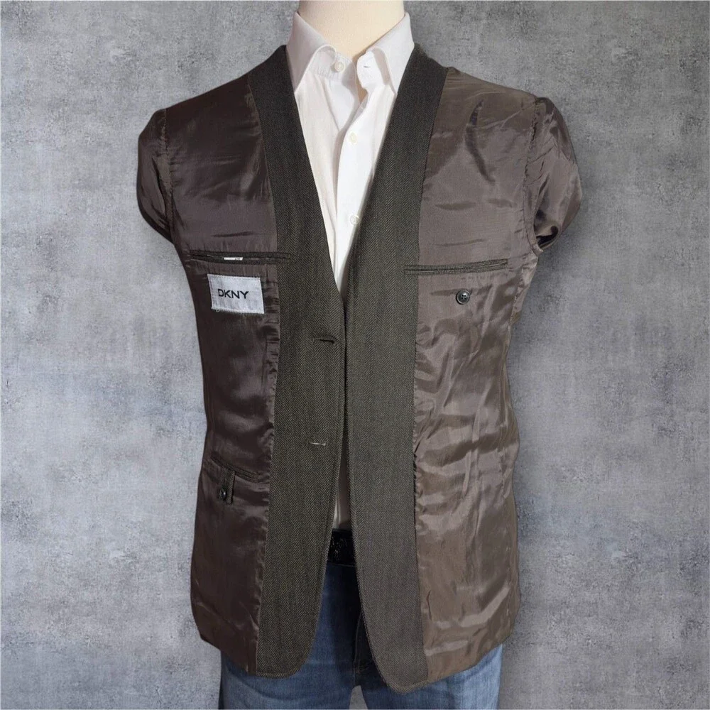 DKNY Mens Blazer Sport Coat Two Button Jacket 40R WOOL Brown Herringbone Suits